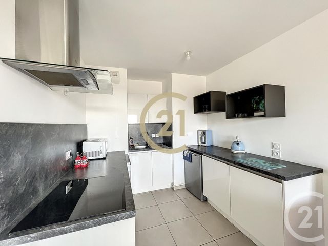 Appartement F2 &agrave; louer - 2 pi&egrave;ces - 44,51 m2 - Cannes La Bocca - 06 - PROVENCE-ALPES-COTE-D-AZUR