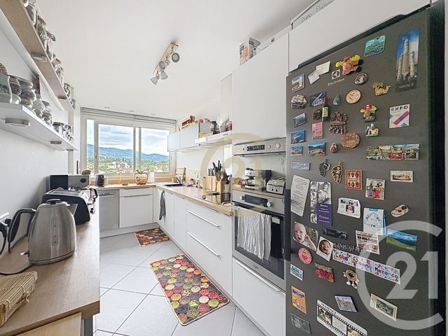 Appartement F5 &agrave; vendre - 5 pi&egrave;ces - 93,82 m2 - Cannes La Bocca - 06 - PROVENCE-ALPES-COTE-D-AZUR