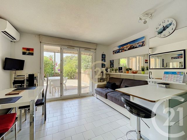 Appartement Studio &agrave; vendre - 1 pi&egrave;ce - 22,85 m2 - Cannes La Bocca - 06 - PROVENCE-ALPES-COTE-D-AZUR