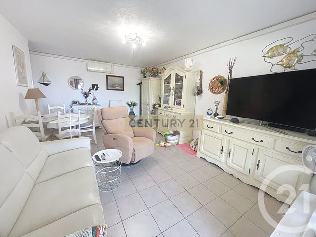 Appartement F3 &agrave; vendre - 3 pi&egrave;ces - 65,25 m2 - Cannes La Bocca - 06 - PROVENCE-ALPES-COTE-D-AZUR