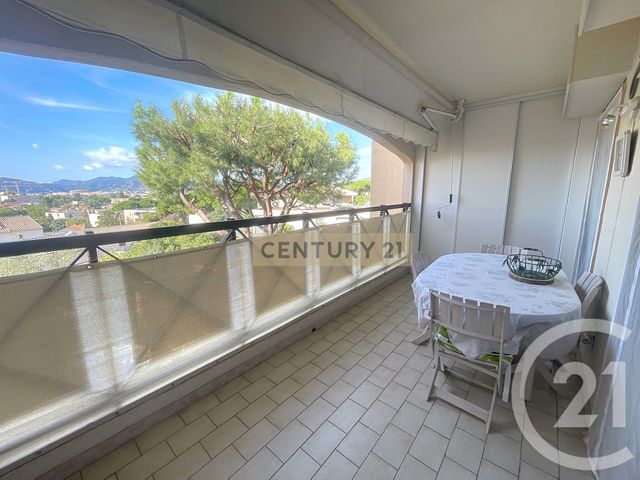 Appartement F3 &agrave; vendre - 3 pi&egrave;ces - 65,25 m2 - Cannes La Bocca - 06 - PROVENCE-ALPES-COTE-D-AZUR