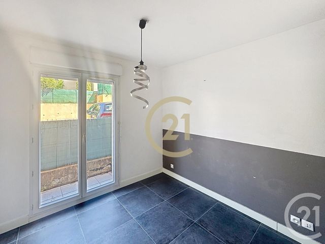 Appartement T2 &agrave; vendre - 2 pi&egrave;ces - 38,72 m2 - Cannes La Bocca - 06 - PROVENCE-ALPES-COTE-D-AZUR