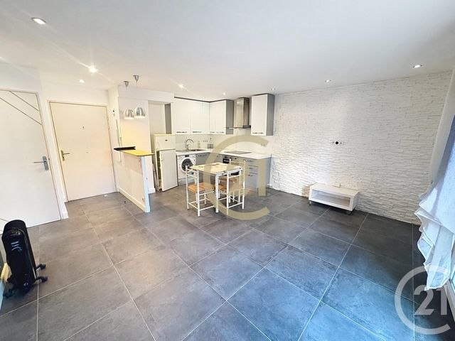 Appartement T2 &agrave; vendre - 2 pi&egrave;ces - 38,72 m2 - Cannes La Bocca - 06 - PROVENCE-ALPES-COTE-D-AZUR