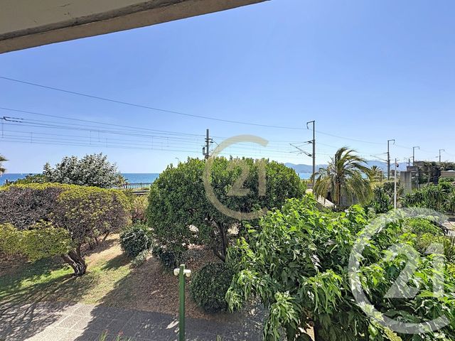 Appartement F3 &agrave; vendre - 3 pi&egrave;ces - 70,44 m2 - Cannes La Bocca - 06 - PROVENCE-ALPES-COTE-D-AZUR