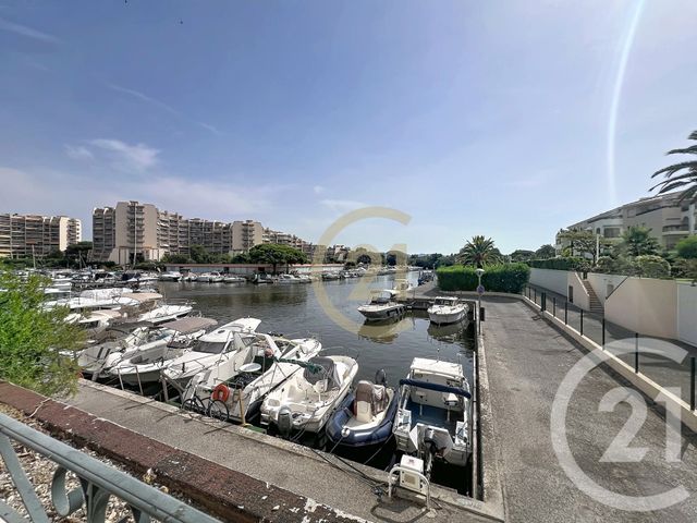 Appartement T2 &agrave; louer - 2 pi&egrave;ces - 34,04 m2 - Mandelieu La Napoule - 06 - PROVENCE-ALPES-COTE-D-AZUR