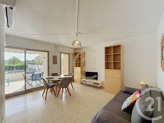Appartement T2 &agrave; louer - 2 pi&egrave;ces - 34,04 m2 - Mandelieu La Napoule - 06 - PROVENCE-ALPES-COTE-D-AZUR