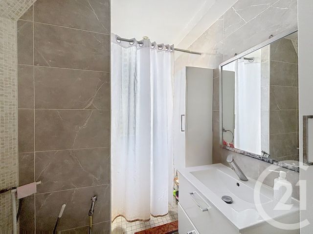 Appartement T4 &agrave; vendre - 4 pi&egrave;ces - 59,01 m2 - Cannes La Bocca - 06 - PROVENCE-ALPES-COTE-D-AZUR