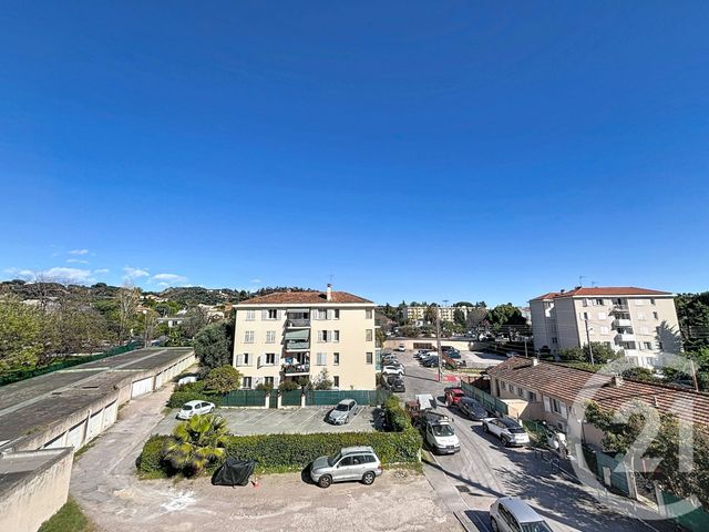 Appartement T4 &agrave; vendre - 4 pi&egrave;ces - 59,01 m2 - Cannes La Bocca - 06 - PROVENCE-ALPES-COTE-D-AZUR