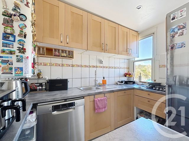 Appartement T4 &agrave; vendre - 4 pi&egrave;ces - 59,01 m2 - Cannes La Bocca - 06 - PROVENCE-ALPES-COTE-D-AZUR