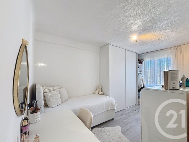 Appartement T4 &agrave; vendre - 4 pi&egrave;ces - 59,01 m2 - Cannes La Bocca - 06 - PROVENCE-ALPES-COTE-D-AZUR