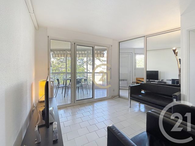 Appartement F2 &agrave; vendre - 2 pi&egrave;ces - 39,77 m2 - Cannes La Bocca - 06 - PROVENCE-ALPES-COTE-D-AZUR