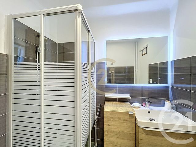 Appartement Studio &agrave; louer - 1 pi&egrave;ce - 30,76 m2 - Cannes - 06 - PROVENCE-ALPES-COTE-D-AZUR