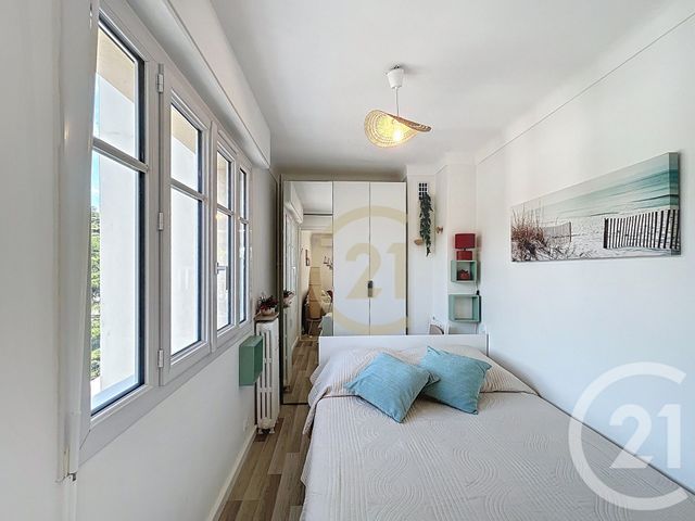 Appartement Studio &agrave; louer - 1 pi&egrave;ce - 30,76 m2 - Cannes - 06 - PROVENCE-ALPES-COTE-D-AZUR