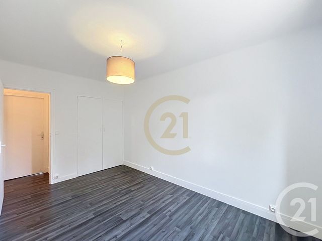 Appartement F3 &agrave; louer - 3 pi&egrave;ces - 56,27 m2 - Cannes - 06 - PROVENCE-ALPES-COTE-D-AZUR