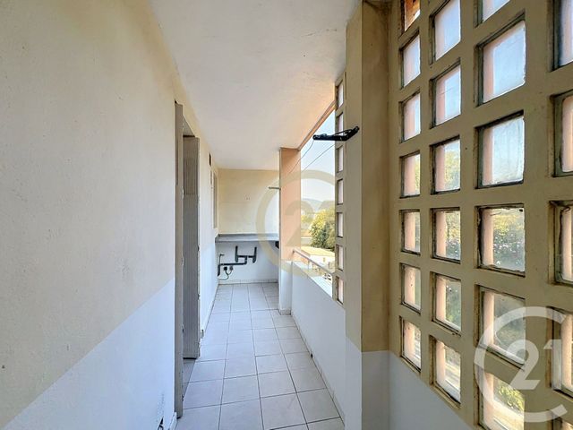 Appartement F3 &agrave; louer - 3 pi&egrave;ces - 56,27 m2 - Cannes - 06 - PROVENCE-ALPES-COTE-D-AZUR