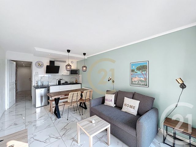 Appartement T2 &agrave; vendre - 2 pi&egrave;ces - 29,60 m2 - Cannes La Bocca - 06 - PROVENCE-ALPES-COTE-D-AZUR