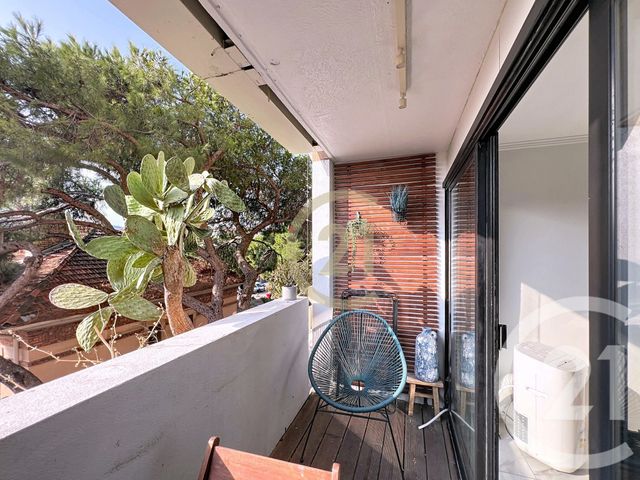 Appartement T2 &agrave; vendre - 2 pi&egrave;ces - 29,60 m2 - Cannes La Bocca - 06 - PROVENCE-ALPES-COTE-D-AZUR