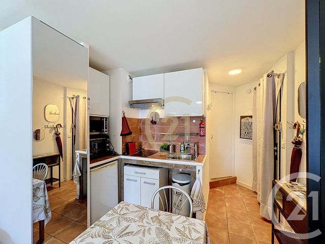 Appartement Studio &agrave; louer - 1 pi&egrave;ce - 22,05 m2 - Cannes La Bocca - 06 - PROVENCE-ALPES-COTE-D-AZUR