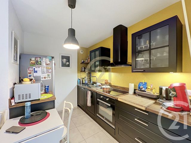 Appartement T3 &agrave; louer - 3 pi&egrave;ces - 67,24 m2 - Cannes La Bocca - 06 - PROVENCE-ALPES-COTE-D-AZUR