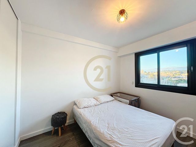 Appartement F3 &agrave; louer - 3 pi&egrave;ces - 58,86 m2 - Cannes La Bocca - 06 - PROVENCE-ALPES-COTE-D-AZUR
