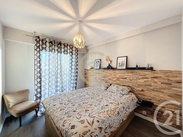 Appartement F3 &agrave; louer - 3 pi&egrave;ces - 58,86 m2 - Cannes La Bocca - 06 - PROVENCE-ALPES-COTE-D-AZUR