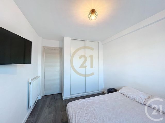 Appartement F3 &agrave; louer - 3 pi&egrave;ces - 58,86 m2 - Cannes La Bocca - 06 - PROVENCE-ALPES-COTE-D-AZUR