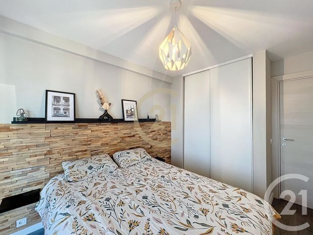 Appartement F3 &agrave; louer - 3 pi&egrave;ces - 58,86 m2 - Cannes La Bocca - 06 - PROVENCE-ALPES-COTE-D-AZUR