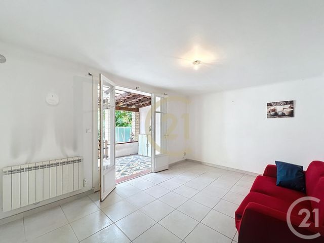 Appartement F3 &agrave; louer - 3 pi&egrave;ces - 62,04 m2 - Cannes La Bocca - 06 - PROVENCE-ALPES-COTE-D-AZUR