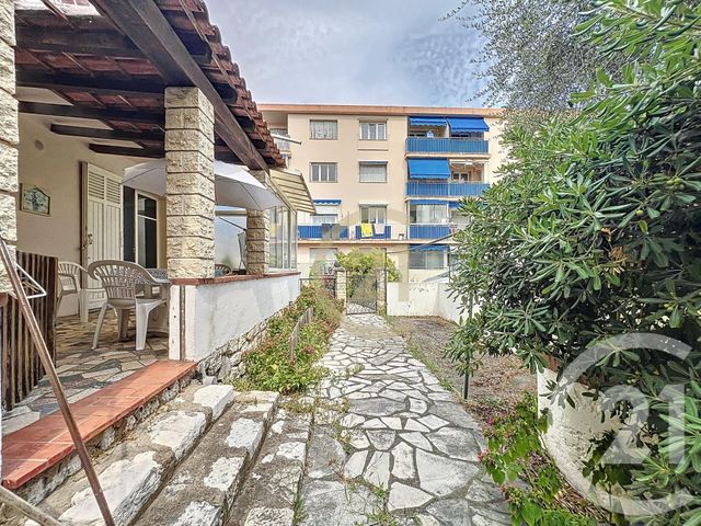 Appartement F3 &agrave; louer - 3 pi&egrave;ces - 62,04 m2 - Cannes La Bocca - 06 - PROVENCE-ALPES-COTE-D-AZUR