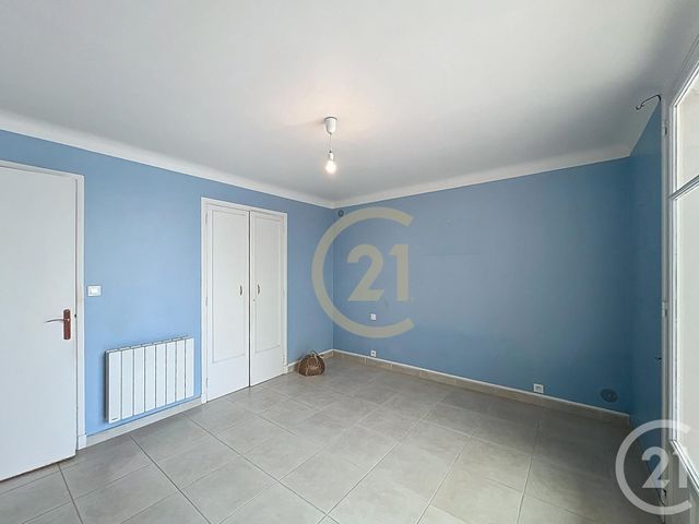 Appartement F3 &agrave; louer - 3 pi&egrave;ces - 62,04 m2 - Cannes La Bocca - 06 - PROVENCE-ALPES-COTE-D-AZUR