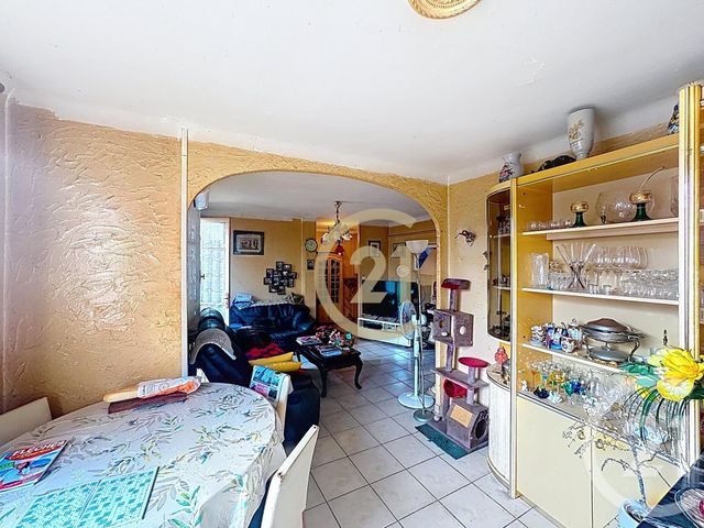Appartement T4 &agrave; vendre - 4 pi&egrave;ces - 60,81 m2 - Cannes La Bocca - 06 - PROVENCE-ALPES-COTE-D-AZUR