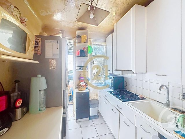 Appartement T4 &agrave; vendre - 4 pi&egrave;ces - 60,81 m2 - Cannes La Bocca - 06 - PROVENCE-ALPES-COTE-D-AZUR