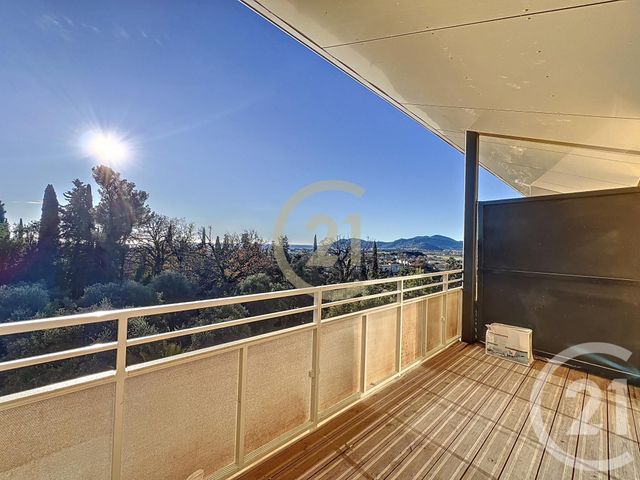 Appartement Studio Cabine &agrave; louer - 1 pi&egrave;ce - 31,32 m2 - Cannes La Bocca - 06 - PROVENCE-ALPES-COTE-D-AZUR
