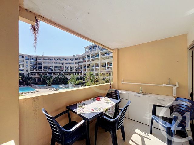 Appartement T2 &agrave; louer - 2 pi&egrave;ces - 25,46 m2 - Cannes La Bocca - 06 - PROVENCE-ALPES-COTE-D-AZUR