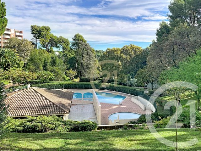 Appartement F3 &agrave; vendre - 3 pi&egrave;ces - 75,36 m2 - Cannes - 06 - PROVENCE-ALPES-COTE-D-AZUR