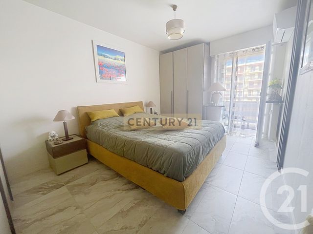 Appartement F3 &agrave; vendre - 3 pi&egrave;ces - 76,08 m2 - Cannes La Bocca - 06 - PROVENCE-ALPES-COTE-D-AZUR