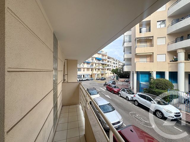 Appartement F1 &agrave; vendre - 1 pi&egrave;ce - 22 m2 - Cannes La Bocca - 06 - PROVENCE-ALPES-COTE-D-AZUR