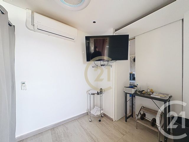 Appartement F2 &agrave; vendre - 2 pi&egrave;ces - 56,35 m2 - Cannes La Bocca - 06 - PROVENCE-ALPES-COTE-D-AZUR