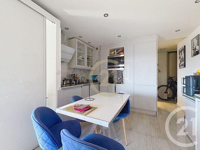 Appartement F2 &agrave; vendre - 2 pi&egrave;ces - 56,35 m2 - Cannes La Bocca - 06 - PROVENCE-ALPES-COTE-D-AZUR