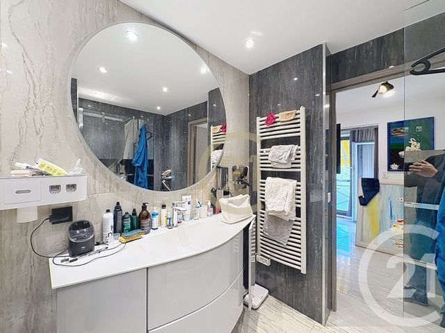 Appartement F2 &agrave; vendre - 2 pi&egrave;ces - 56,35 m2 - Cannes La Bocca - 06 - PROVENCE-ALPES-COTE-D-AZUR