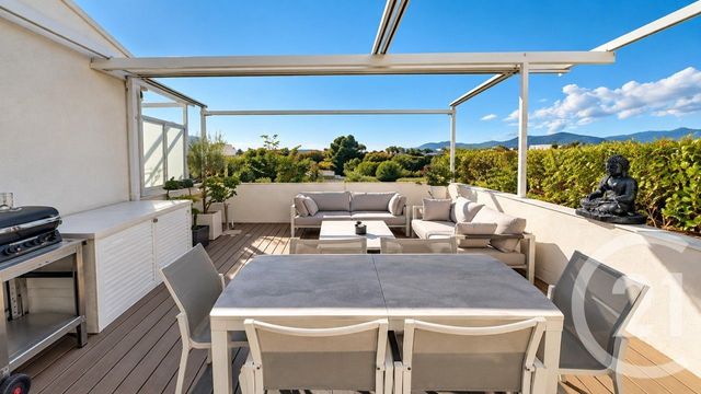 Appartement F3 &agrave; vendre - 3 pi&egrave;ces - 73 m2 - Cannes La Bocca - 06 - PROVENCE-ALPES-COTE-D-AZUR