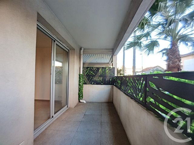 Appartement F2 &agrave; louer - 2 pi&egrave;ces - 37,50 m2 - Cannes La Bocca - 06 - PROVENCE-ALPES-COTE-D-AZUR
