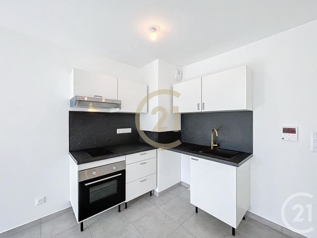 Appartement T2 &agrave; louer - 2 pi&egrave;ces - 36,18 m2 - Cannes La Bocca - 06 - PROVENCE-ALPES-COTE-D-AZUR
