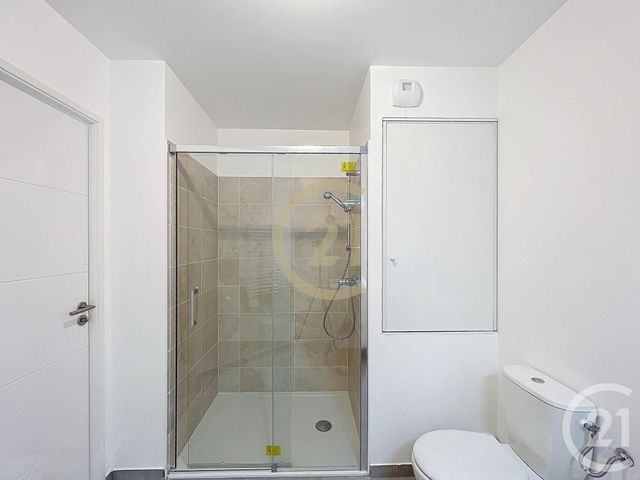Appartement T2 &agrave; louer - 2 pi&egrave;ces - 36,18 m2 - Cannes La Bocca - 06 - PROVENCE-ALPES-COTE-D-AZUR