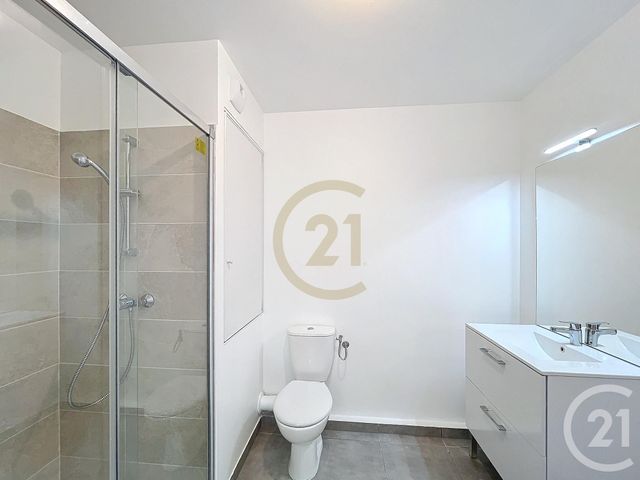 Appartement T2 &agrave; louer - 2 pi&egrave;ces - 36,18 m2 - Cannes La Bocca - 06 - PROVENCE-ALPES-COTE-D-AZUR