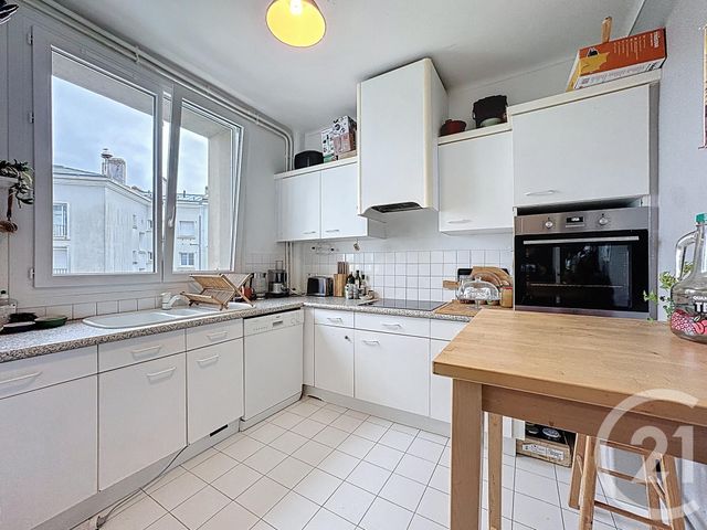 Appartement T3 à vendre - 3 pièces - 69,40 m2 - Brest - 29 - BRETAGNE