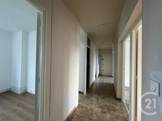 Appartement F4 &agrave; louer - 4 pi&egrave;ces - 88,89 m2 - Lesquin - 59 - NORD-PAS-DE-CALAIS