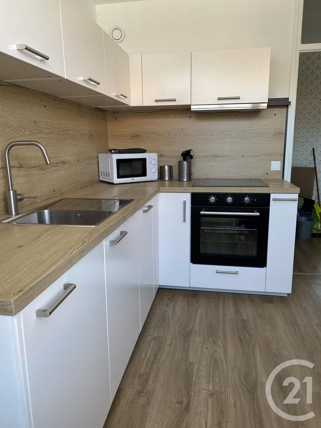 Appartement &agrave; louer - 4 pi&egrave;ces - 85,74 m2 - Hellemmes Lille - 59 - NORD-PAS-DE-CALAIS