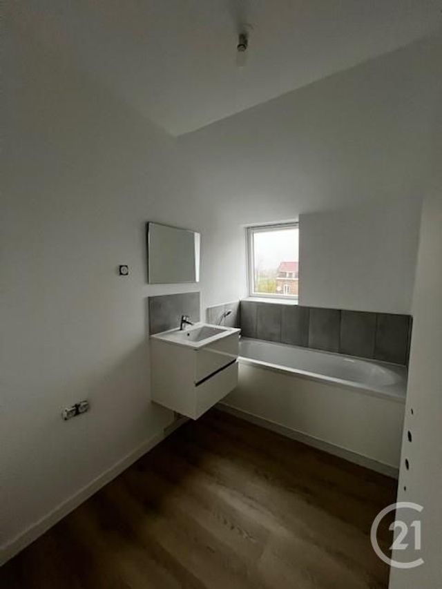 Appartement F3 &agrave; louer - 3 pi&egrave;ces - 68,67 m2 - Hellemmes Lille - 59 - NORD-PAS-DE-CALAIS