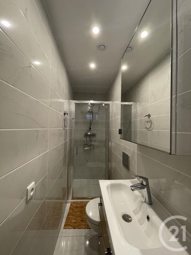 Appartement F5 &agrave; louer - 2 pi&egrave;ces - 100 m2 - Hellemmes Lille - 59 - NORD-PAS-DE-CALAIS